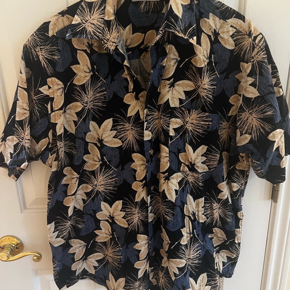 Men’s Vintage Hawaiian Shirt, Crossings Brand. Navy/tan